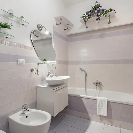 H11 Casa Holly Parcheggio -
