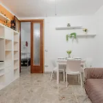 H11 Casa Holly Parcheggio - 아파트