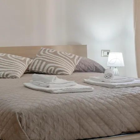 شقة H11 Casa Holly Parcheggio - *