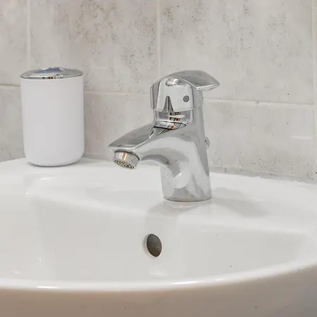 H11 Casa Holly Parcheggio - سانريمو