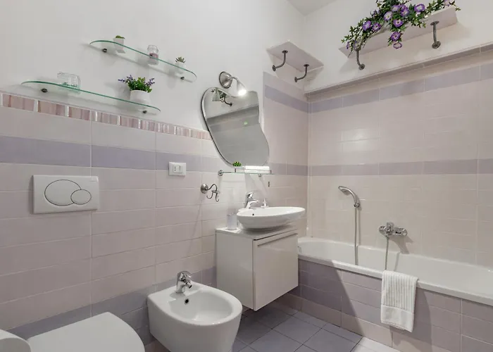 H11 Casa Holly Parcheggio - Daire *